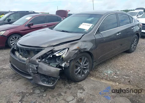 2015 Nissan Altima 2.5/S/Sv/Sl z USA, uszkodzony, nr VIN 1N4AL3AP4FC468254